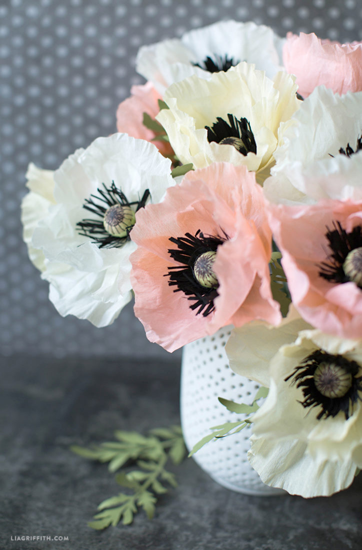 Crepe Paper Poppies (Video Tutorial)