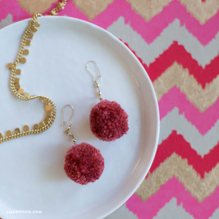 Lia Griffith Video Tutorial Pom Pom Earrings